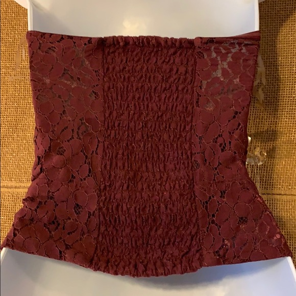 🔥🎉🎉 Host Pick 🎉🎉 Strapless top / red  corset - Picture 5 of 6